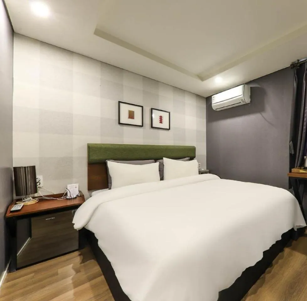 Brown-Dot Hotel Gwangalli Beach Busan South Korea