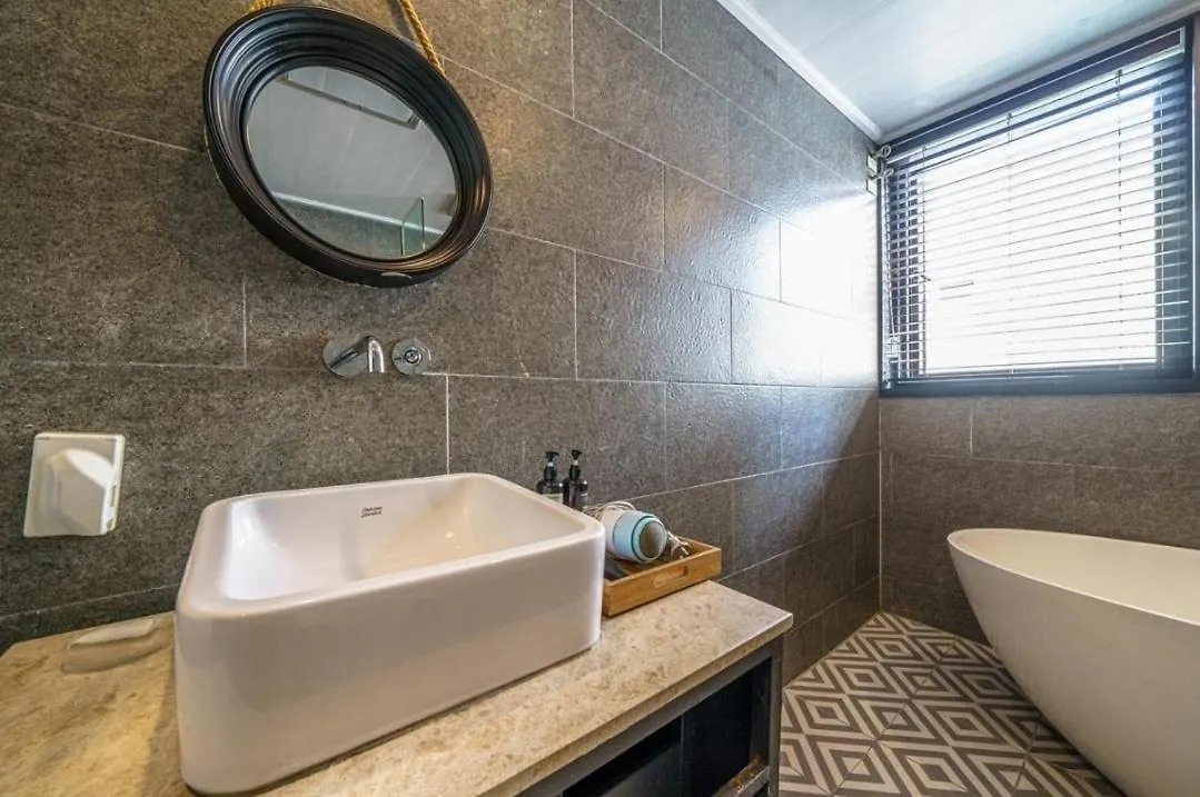 Brown-Dot Hotel Gwangalli Beach Busan